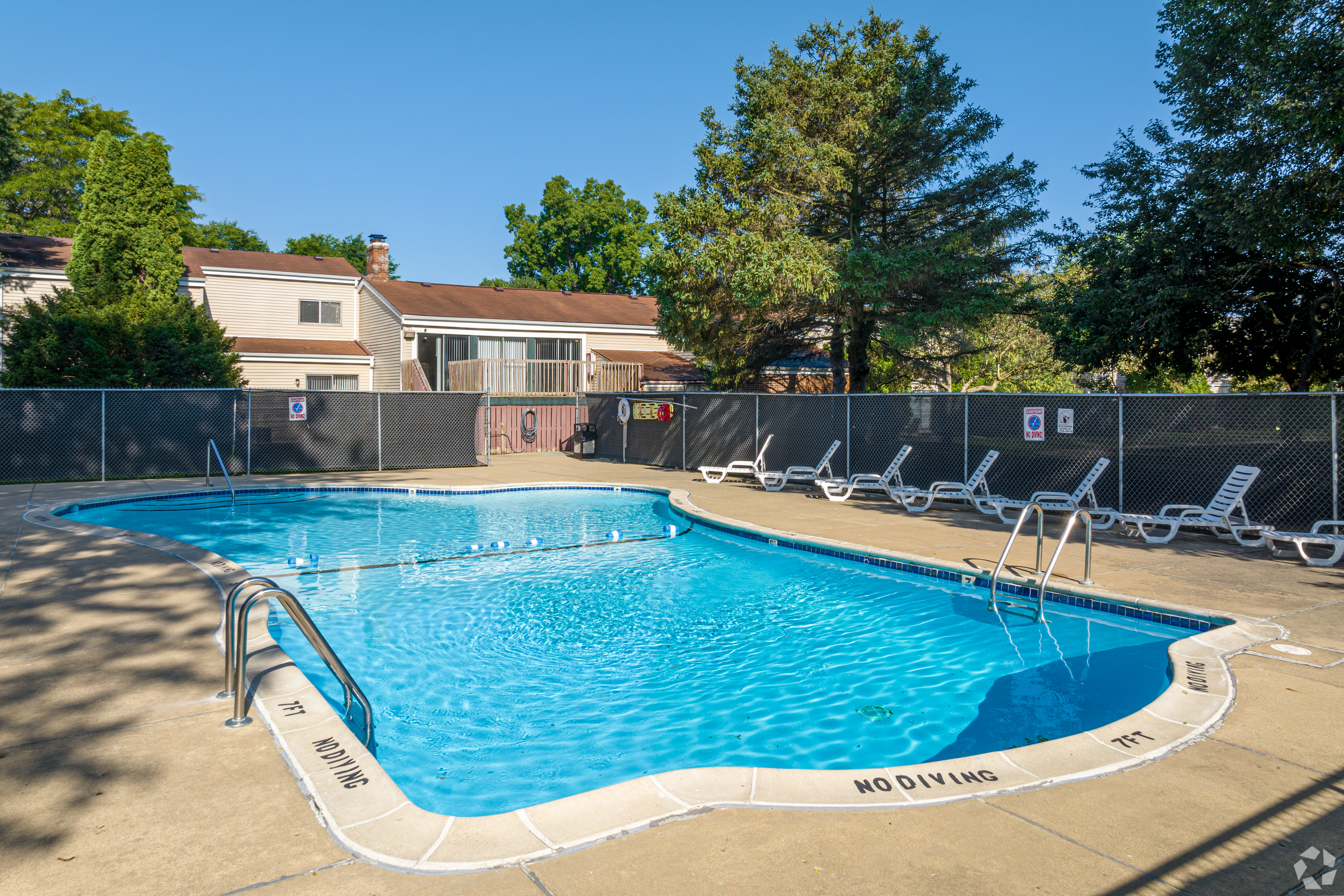 Pool at Arrowtree Apartments, Okemos, MI 48864